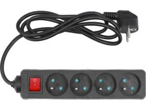 PRELUNGITOR CU ÎNTRERUPĂTOR, 4 PRIZE CU ÎMPĂMÂNTARE, 1.5M